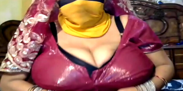 bengali,bhabhi,cam,desi,fat,indian,milf,pussy,saree,thick,