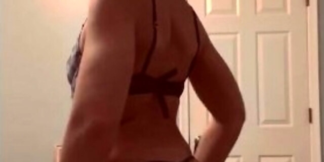 amateur,ass,babe,big ass,exclusive,fetish,indian,juggle,milf,solo,verified,